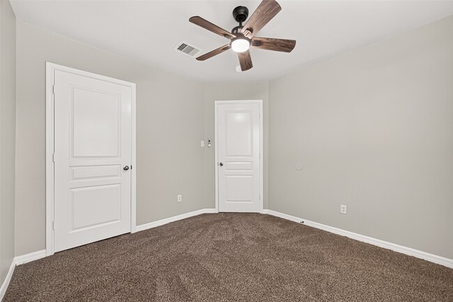Building Photo - 16743 Libson Falls Dr