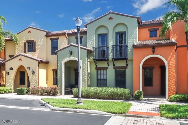 Building Photo - 9098 Capistrano St S