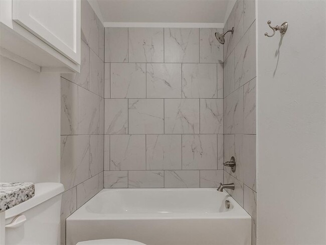 Building Photo - 11604 Mackenzie Wy