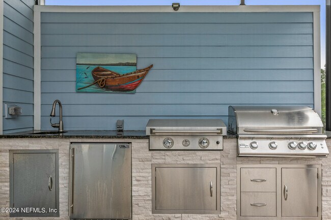 Building Photo - 452 Quail Vista Dr