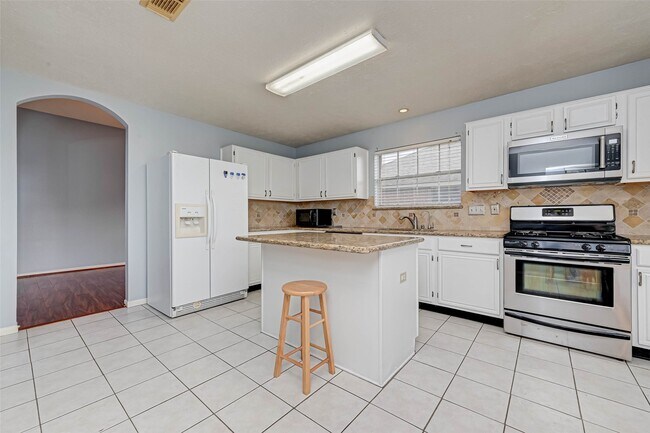 Building Photo - 11563 Withers Way Cir