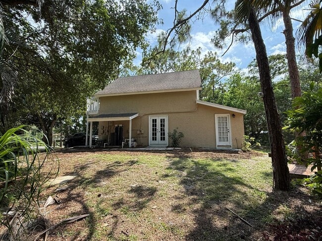 Building Photo - 17503 30th Ln N