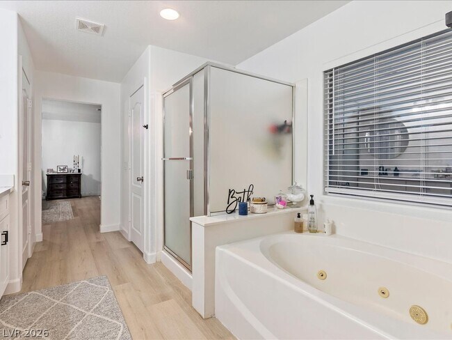 Building Photo - 7615 Paso Robles Ave