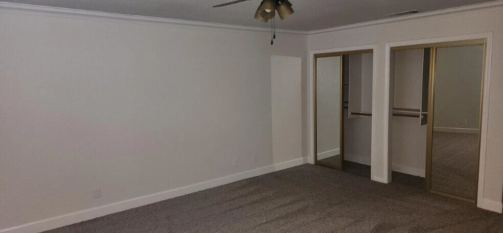 Building Photo - 2090 N Berkeley Ave