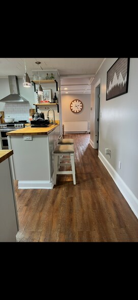 Building Photo - 15 Essex St