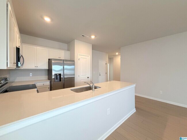 Building Photo - 22754 Dashwood Ln