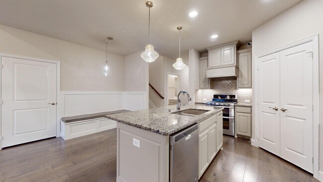 Building Photo - 1051 Copper Canyon Dr