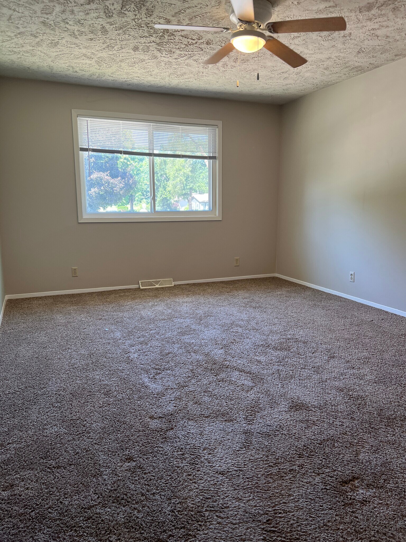 Building Photo - 5051 Marshall Dr