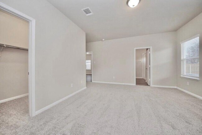 Building Photo - 2937 Bridekirk Dr