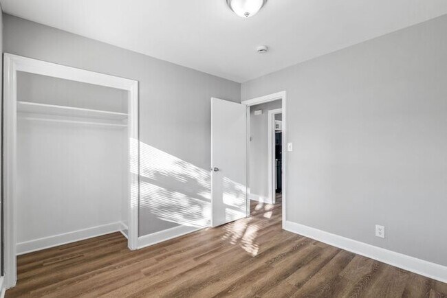 Building Photo - 2809 Keeler St