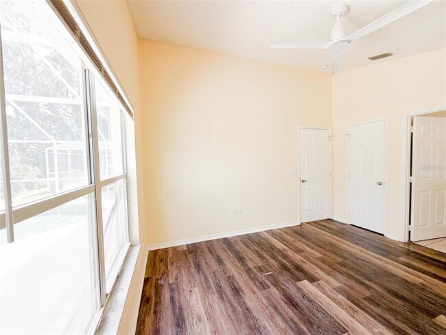 Building Photo - 2420 St Augustine Blvd