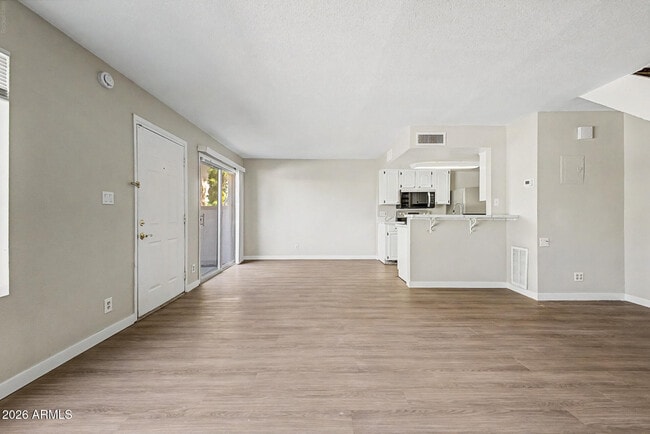 Building Photo - 17009 E Calle Del Oro