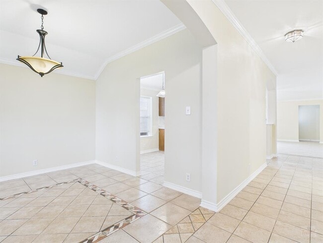 Building Photo - 136 Winter St