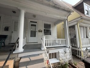 Building Photo - $1,100  harrisburg 3 bedroom house for rent