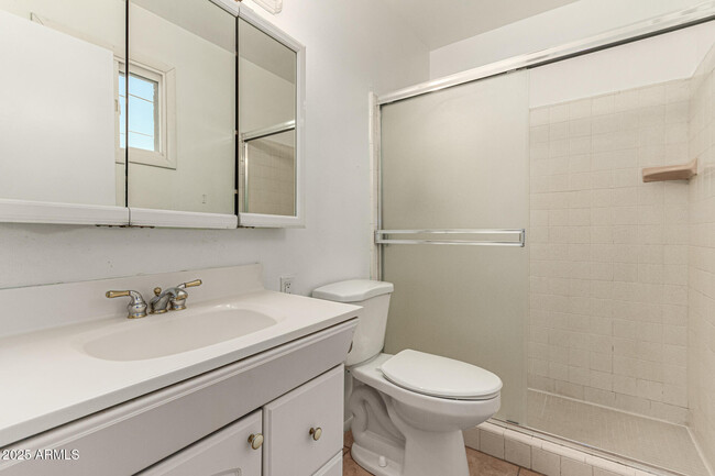Building Photo - 2109 S Stanley Pl