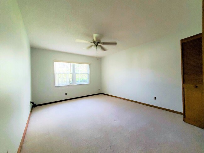 Building Photo - 1423 Disston Ave