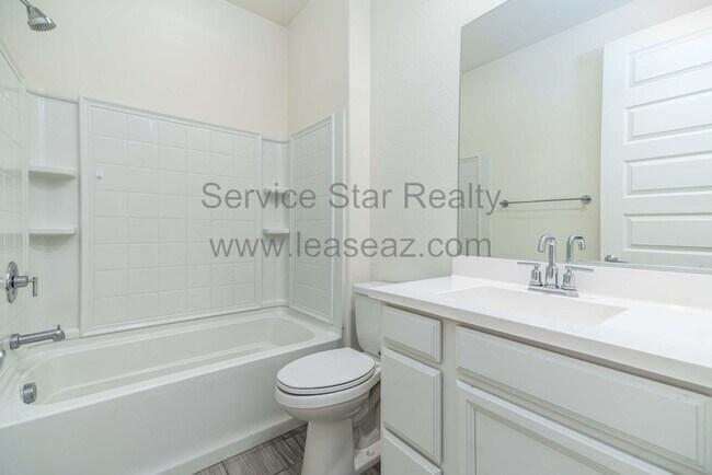 Building Photo - 9129 W Sells Dr