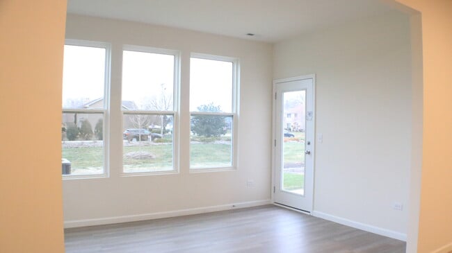 Building Photo - 2767 Lawlor Ln