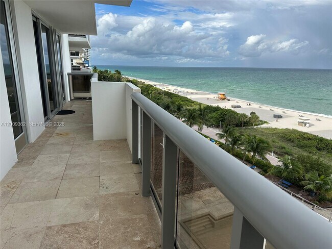 Building Photo - 6039 Collins Ave