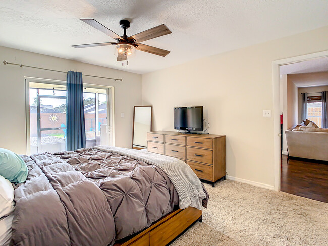 Building Photo - 1373 San Diego Ct