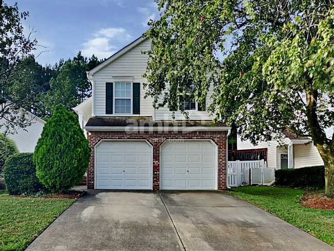 Building Photo - 4220 Lake Woodard Dr