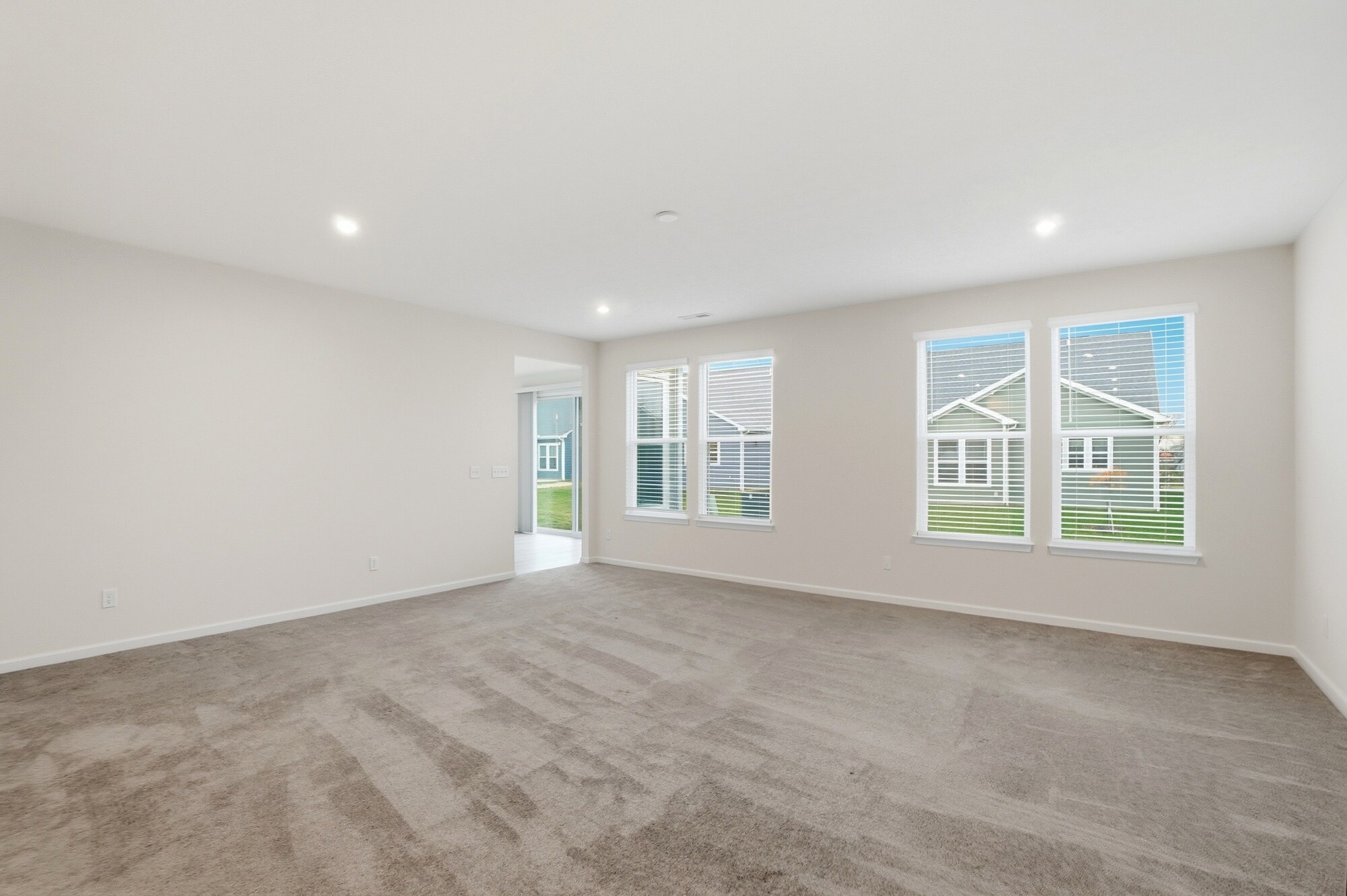 Building Photo - 1242 Fairstone Dr