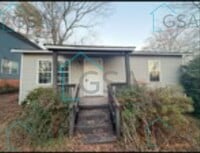 Building Photo - 2 Bedroom 1 Bath Available!