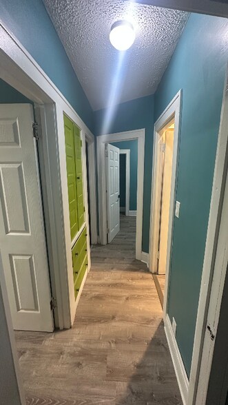 Building Photo - 471 E 147th St