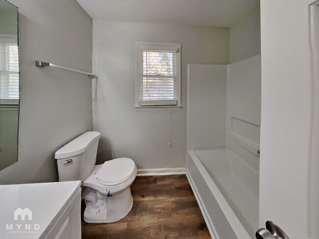 Building Photo - 613 Jordan Ridge Ln