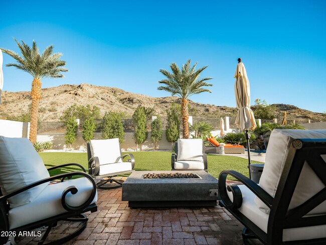 Building Photo - 2024 E Granite View Dr