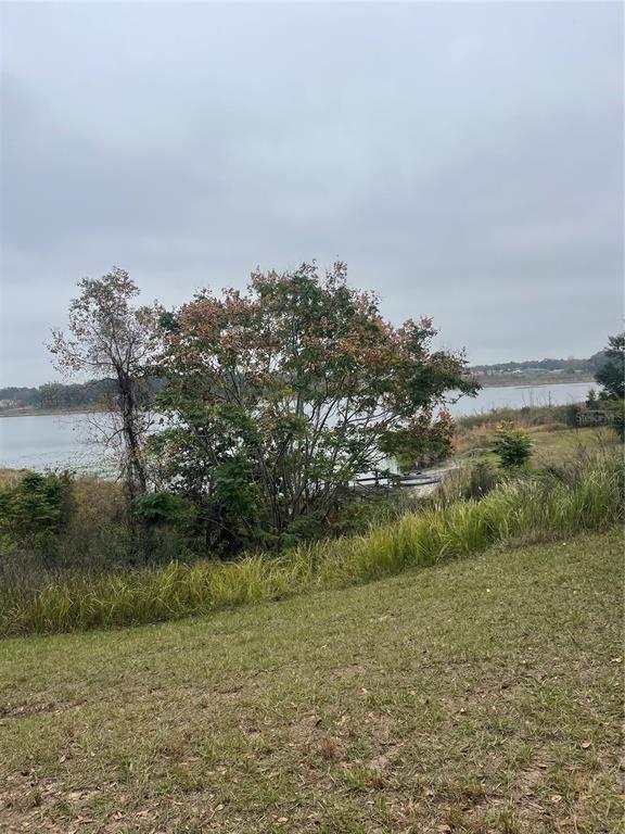 Building Photo - 1015 Hickory Rd