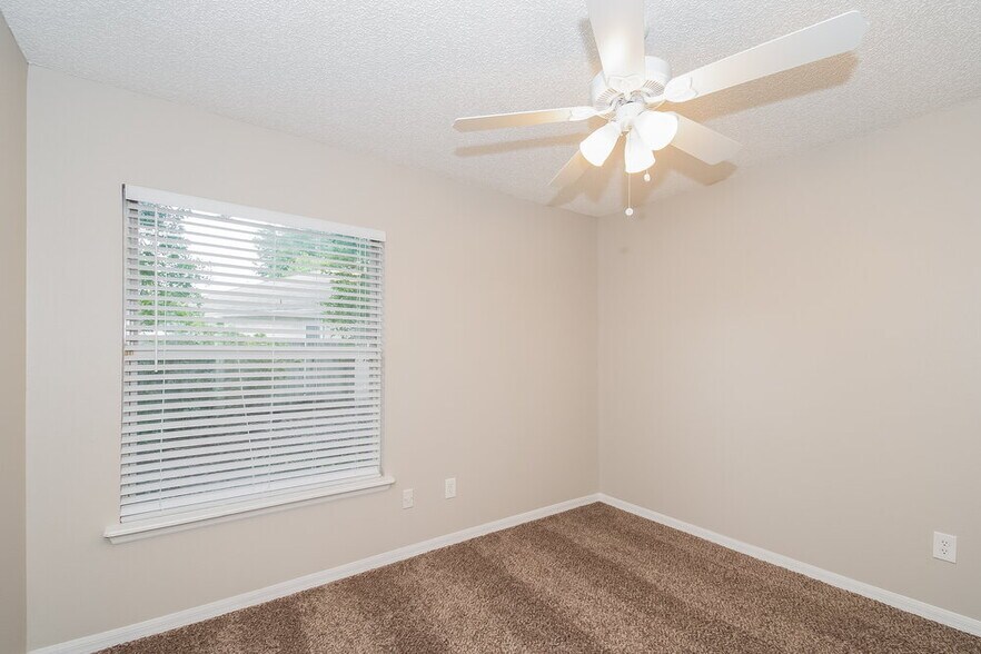 Building Photo - 932 Wood Dove Ct