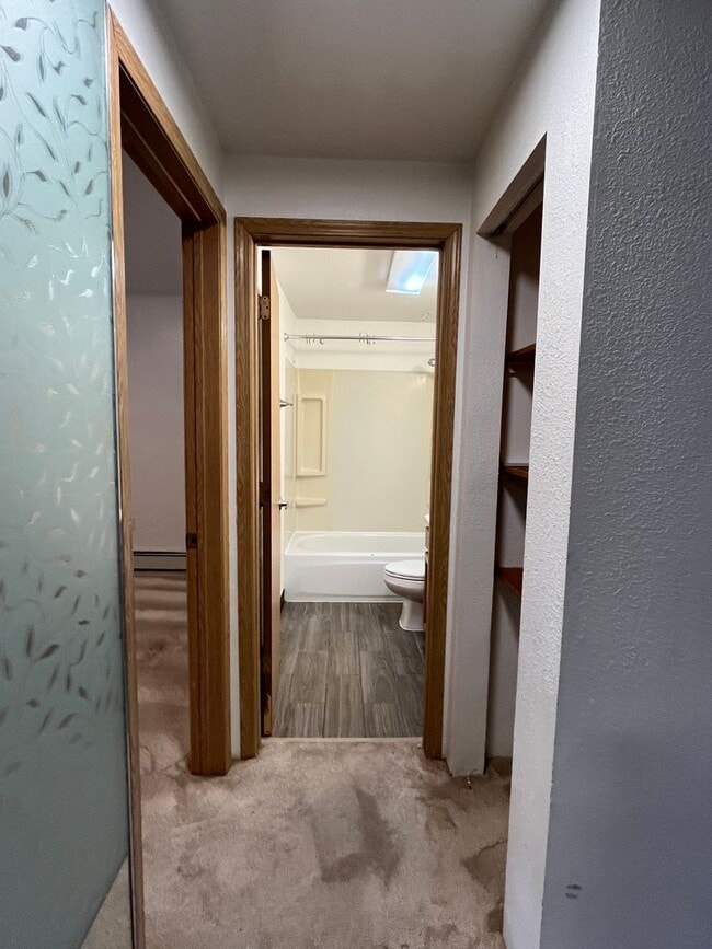 Building Photo - 2 bedroom condo for rent