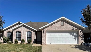 Building Photo - 3704 SW Moline Ave