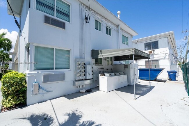 Building Photo - 7315 Harding Ave