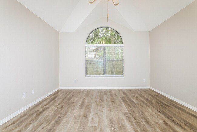 Building Photo - Charming 3-Bedroom Home in Conroe, TX