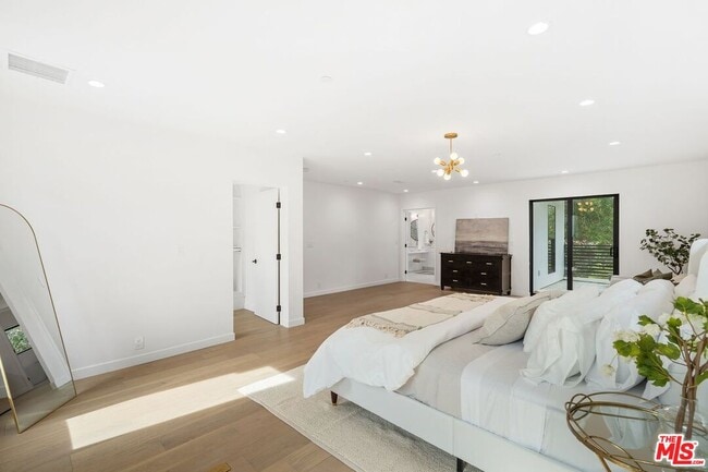 Building Photo - 4545 Balboa Ave