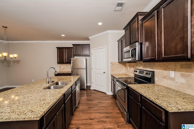 Building Photo - 5009 Bella Ct