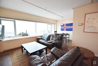 Building Photo - 555 E William St