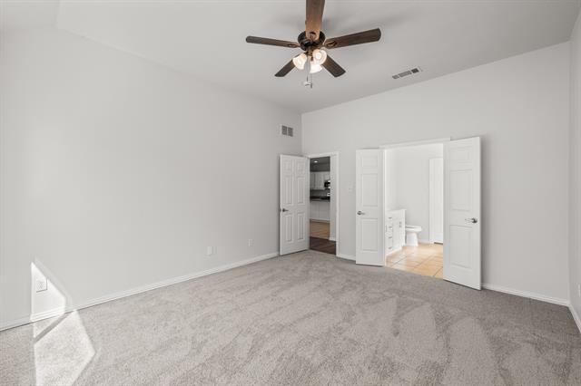 Building Photo - 3032 Thicket Bend Ct