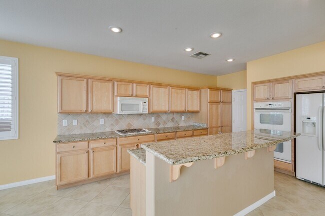 Building Photo - Beautiful Single-Story, 3 Bedroom Home on a Premium Corner Lot in NW!