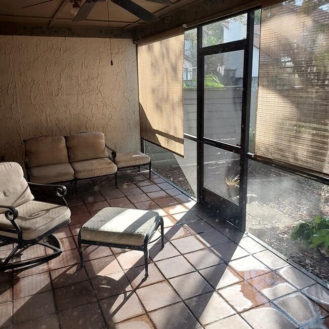 Building Photo - 13804 Lazy Oak Dr