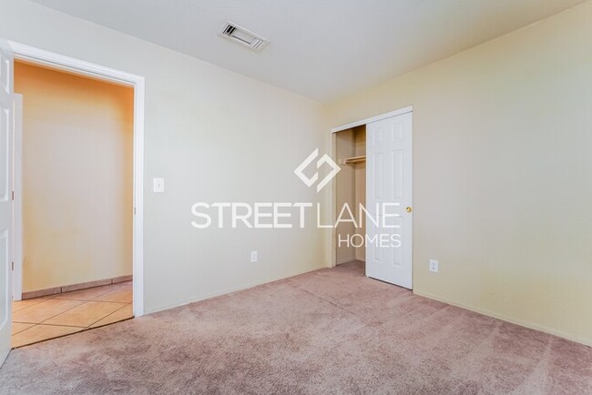 Building Photo - NOW REDUCED!