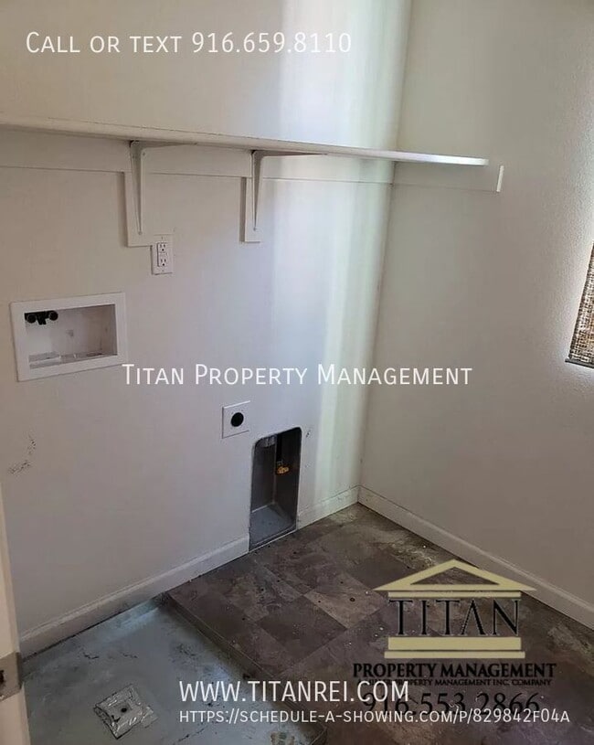 Building Photo - 3105 Mabry Dr