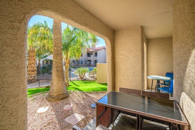 Building Photo - 9695 N 93rd Way