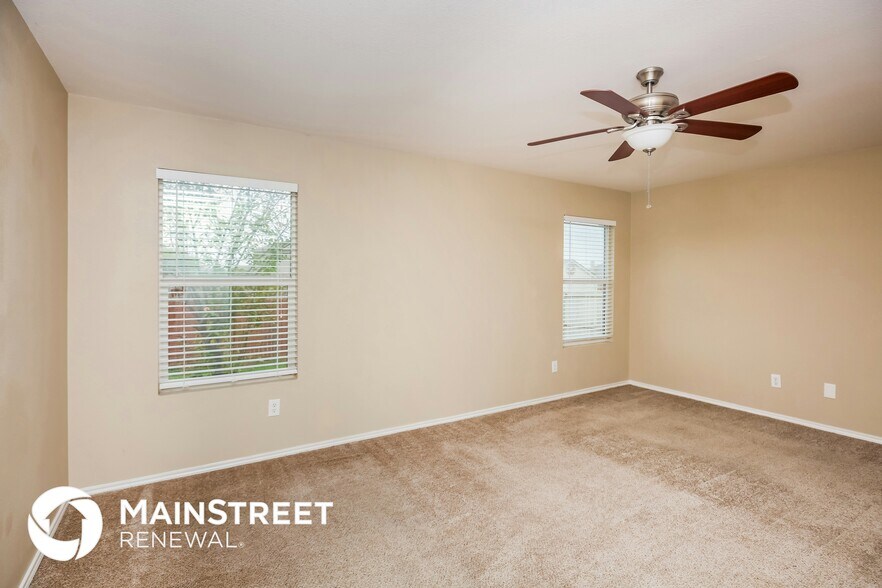 Building Photo - 1405 Krista Dr