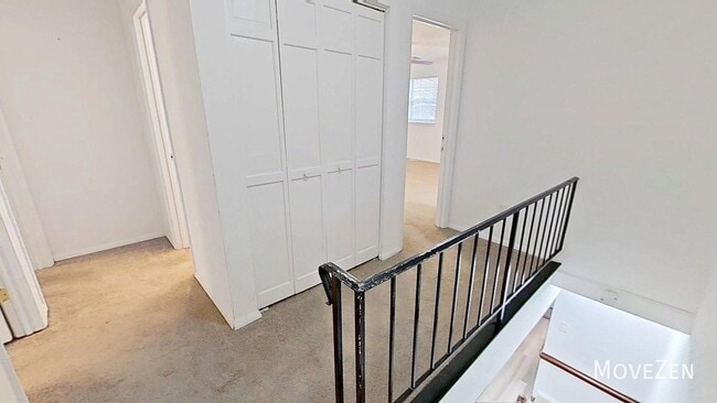 Building Photo - 5813 Nottoway Ct