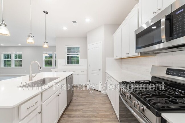 Building Photo - 757 Garrett Green Way