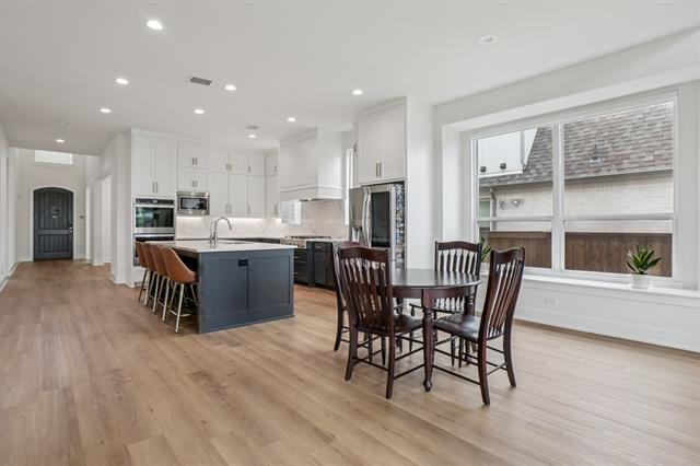 Building Photo - 3960 Medio Creek Dr