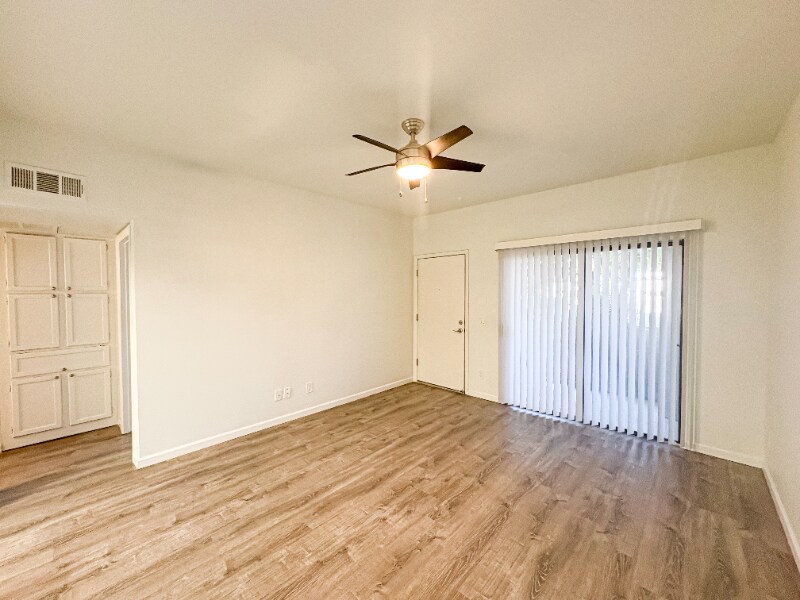 Building Photo - 80 W Maryland Ave